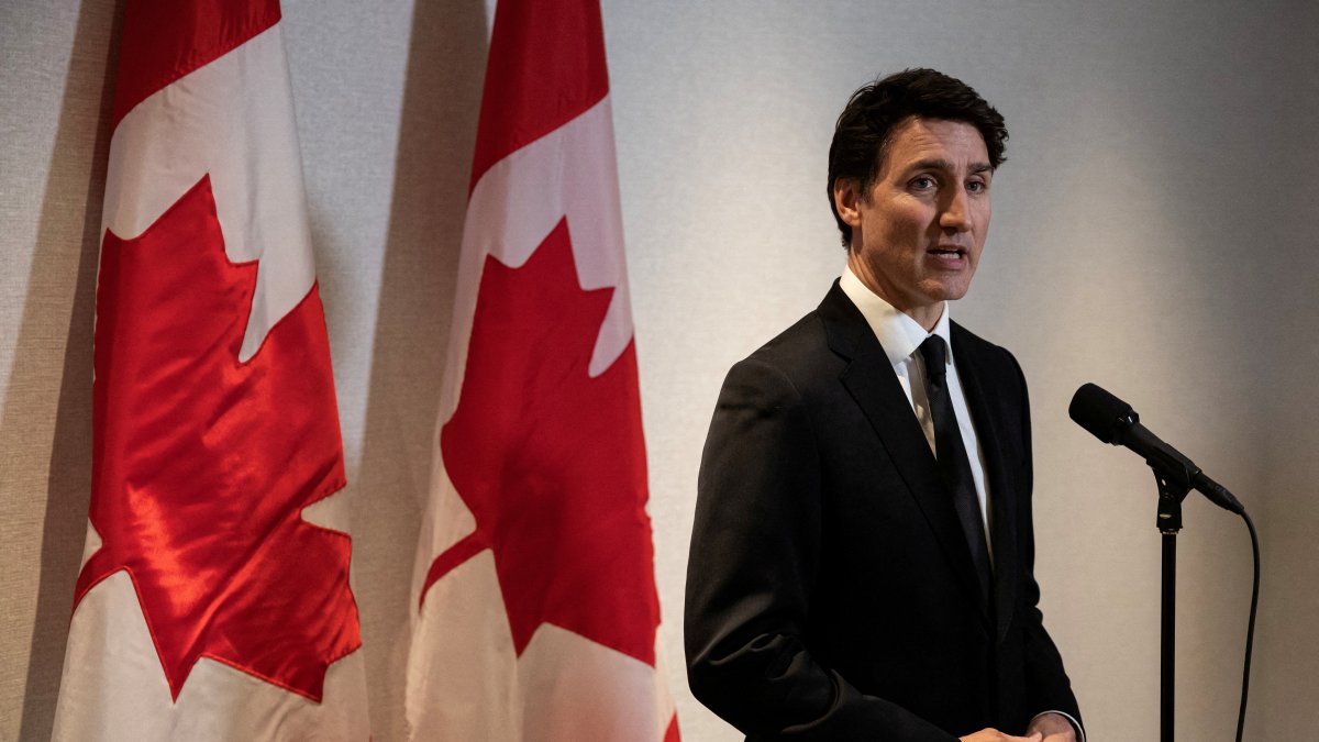 Canadian Prime Minister Justin Trudeau delivers a statement after meeting with the National Association of Manufacturers President and CEO Jay Timmons, Washington, U.S., Jan. 9, 2025. (Reuters Photo)