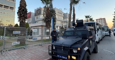 Police set up barricades outside the Akdeniz Municipality building following Mayor Hoşyar Sarıyıldız's detention, Mersin, Türkiye, Dec. 10, 2024. (IHA Photo)