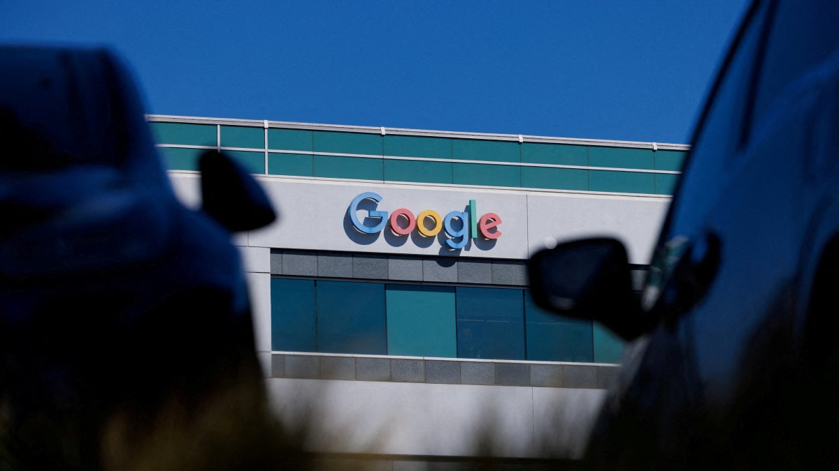  The logo of Google LLC is shown on a building in San Diego, California, U.S., Oct. 9, 2024. (Reuters Photo)