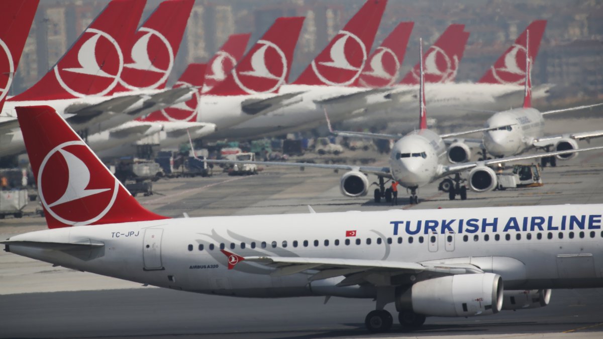  Turkish Airlines airplanes are parked at the now-closed Atatürk International Airport, in Istanbul, Friday, April 5, 2019. (AP File Photo)