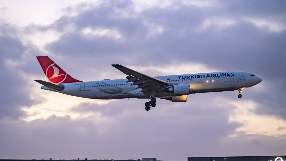 A Turkish Airlines Airbus A330 wide-body aircraft as seen landing at Amsterdam Schiphol Airport, Amsterdam, the Netherlands, Jan. 5, 2022. (Reuters File Photo)