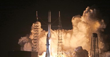 A Blue Origin New Glenn rocket lifts off from Space Launch Complex 36 from the Kennedy Space Center on its maiden flight, at Cape Canaveral, Florida, U.S., Jan. 16, 2025. (AFP Photo)