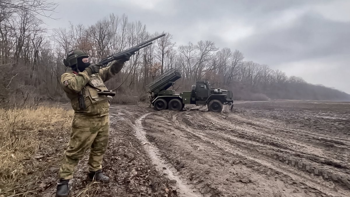 A still image taken from a handout video made available by the Russian Defense Ministry Press-Service shows a Russian officer in the border areas of the Kursk region, Russia, Jan 16, 2025. (EPA Photo)