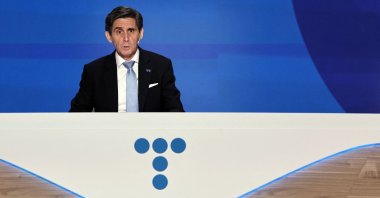 Telefonica&#039;s chief executive officer, Jose Maria Alvarez-Pallete, speaks during a news conference to announce the company&#039;s yearly results for 2023 in Madrid, Spain, Feb. 22, 2024. (AFP Photo)