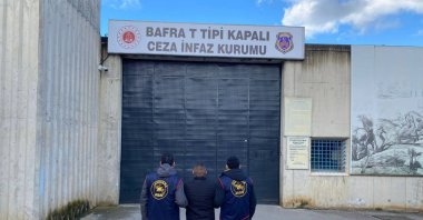 Police officers deliver a wanted FETÖ fugitive to a penitentiary following his capture, in the northern city of Samsun, Türkiye, Jan. 20, 2025. (AA Photo)