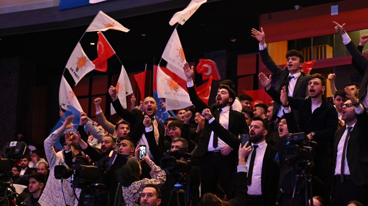 Members of AK Party’s youth wing attend a congress in Istanbul, Türkiye, Jan. 20, 2025. (AA Photo)

