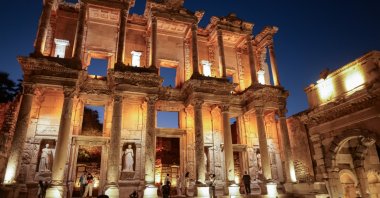 People visit the Library of Celsus at the ancient city of Ephesus within the scope of the night museum project in the Selcuk district of Izmir, Türkiye, Sept. 11, 2024. (EPA Photo)