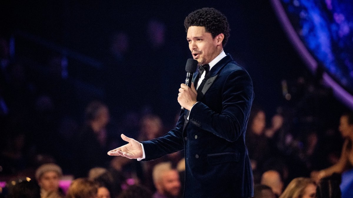 Trevor Noah talks during the 65th Grammy Awards at Crypto.com Arena, Los Angeles, California, U.S., Feb. 5, 2023. (Getty Images Photo)
