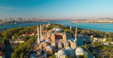 An aerial view of Hagia Sophia, Istanbul, Türkiye. (Shutterstock Photo)