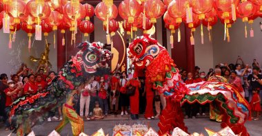 Dancers perform the Lion Dance during the Chinese Lunar New Year celebration at a Chinese shrine in Chinatown, Bangkok, Thailand, Jan. 29, 2025. (EPA Photo)
