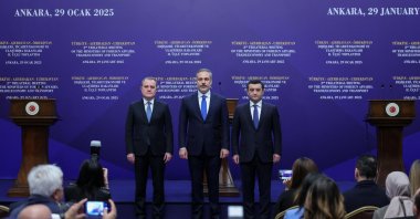 Foreign Minister Hakan Fidan (C), his Azerbaijani counterpart Jeyhun Bayramov (L) and Uzbekistan&#039;s Bakhtiyor Saidov (R) pose after the trilateral summit in the capital Ankara, Türkiye, Jan. 29, 2025. (AA Photo)
