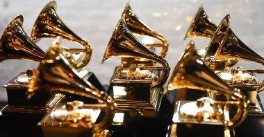 Grammy trophies sit in the press room during the 60th Annual Grammy Awards, New York, U.S., Jan. 28, 2018. (AFP Photo)