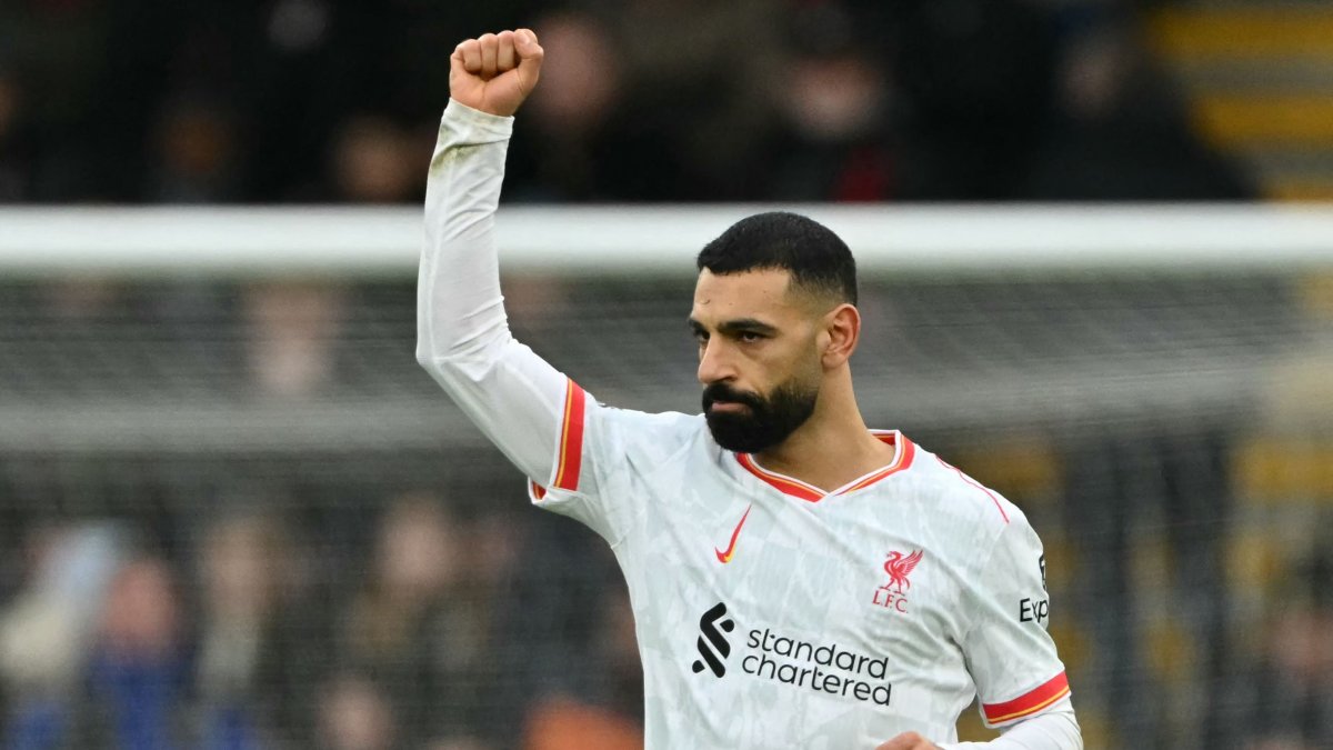 Liverpool&#039;s Mohamed Salah celebrates after scoring against Bournemouth in a Premier League match, Bournemouth, U.K., Feb. 1, 2025. (AFP Photo)