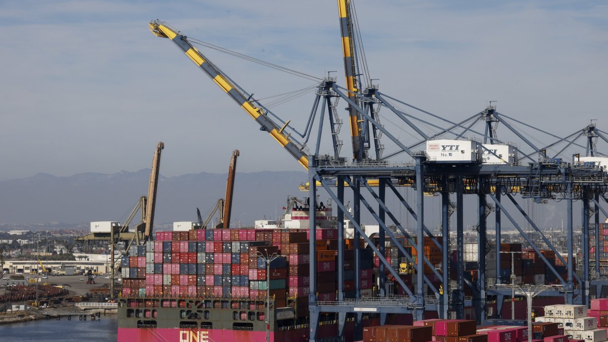 Cargo containers are stacked at the Port of Los Angeles in Long Beach, California, U.S., Feb. 3, 2025. (EPA Photo)