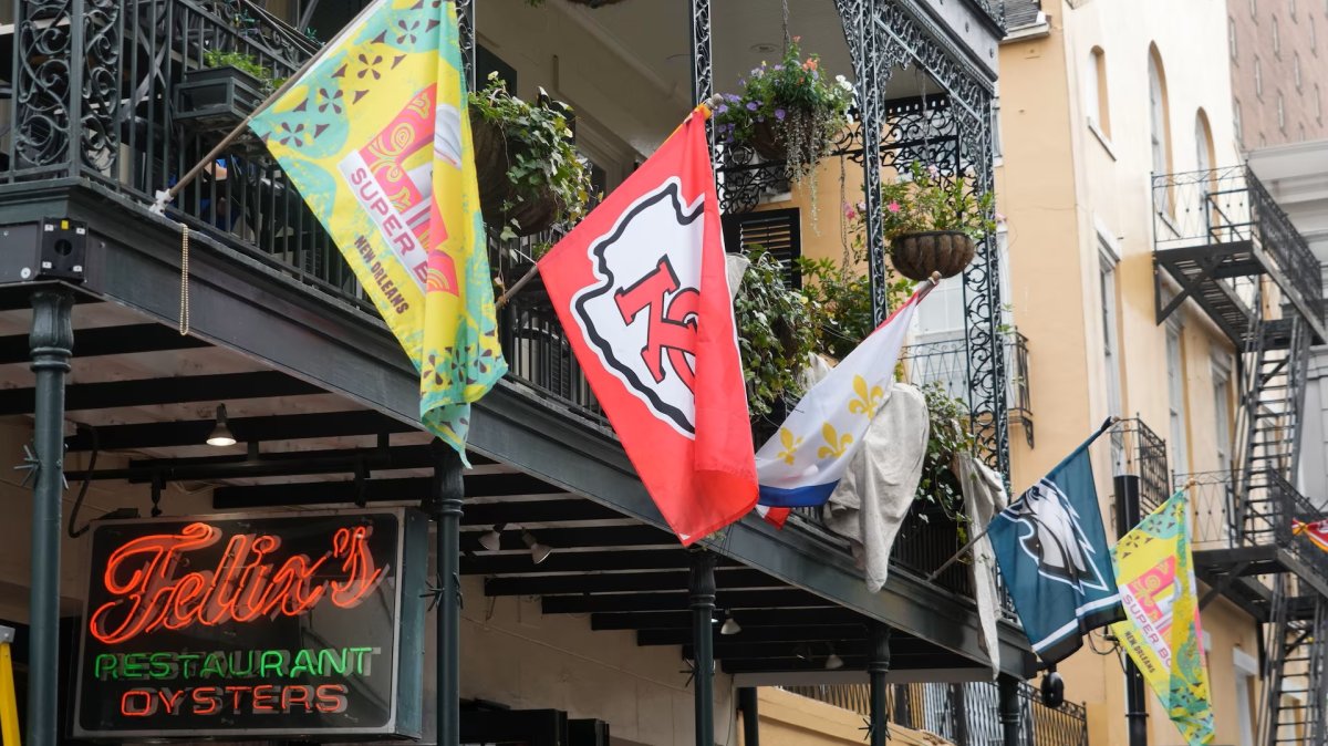 Kansas City Chiefs and Philadelphia Eagles flags on Bourbon Street ahead of Super Bowl LIX, New Orleans, L.A., U.S., Feb 4, 2025. (Reuters Photo)