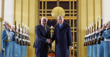 President Recep Tayyip Erdoğan and German President Frank-Walter Steinmeier shaking hands during an official welcoming ceremony at the Presidential Complex in Ankara. (Photo by Presidency Handout) 