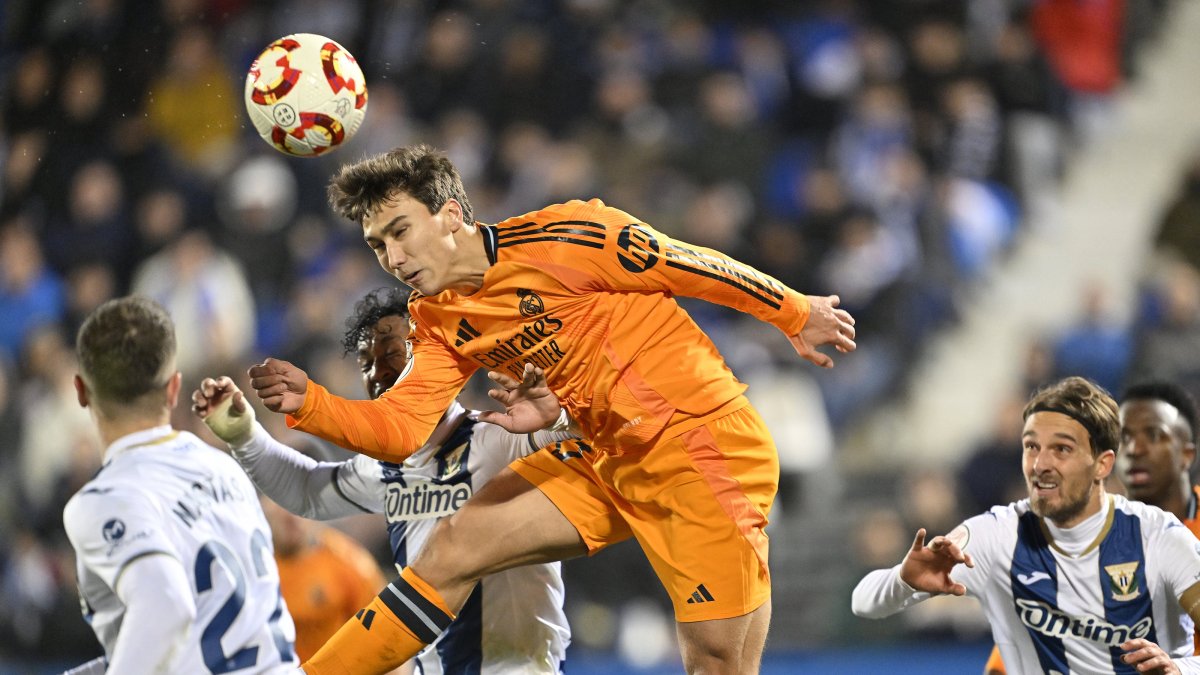Real Madrid&#039;s Gonzalo Garcia (C) scores during a Copa Del Rey match against Leganes at the Estadio Municipal Butarque, Madrid, Spain, Feb. 5, 2025. (AA Photo)