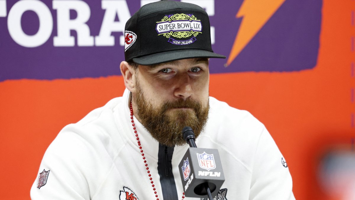 Kansas City Chiefs tight end Travis Kelce talks to the media during Super Bowl LIX Opening Night at Ceasars Superdome, New Orleans, Los Angeles, U.S., Feb. 3, 2025. (Reuters Photo)