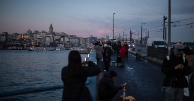 People are seen walking in the Eminönü area of Istanbul, Türkiye, Jan. 2, 2025. (Reuters Photo)