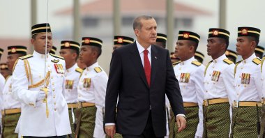 President Recep Tayyip Erdoğan, then prime minister, inspects a guard of honor during a welcome ceremony in Putrajaya, Malaysia, Jan. 10, 2014. (AP Photo)