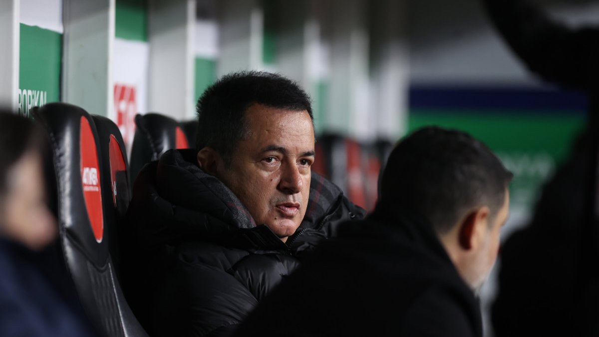 Fenerbahçe&#039;s Vice President, Acun Ilıcalı looks on during the Süper Lig match against Konyaspor at the Medaş Konya Büyükşehir Stadium, Konya, Türkiye, Jan. 13, 2025. (AA Photo)