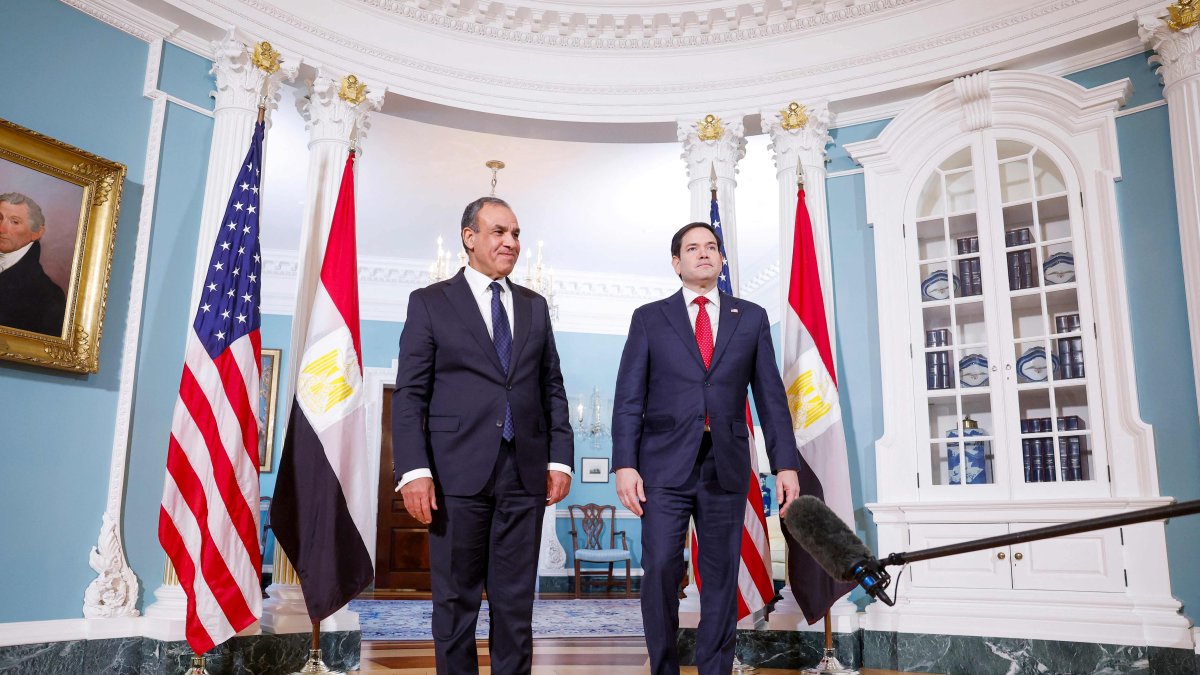Egyptian Foreign Minister Badr Abdelatty (L) and U.S. Secretary of State Marco Rubio arrive for a photo opportunity ahead of a meeting in the U.S. State Department Building on Feb.10, 2025 in Washington, D.C. (AFP Photo)