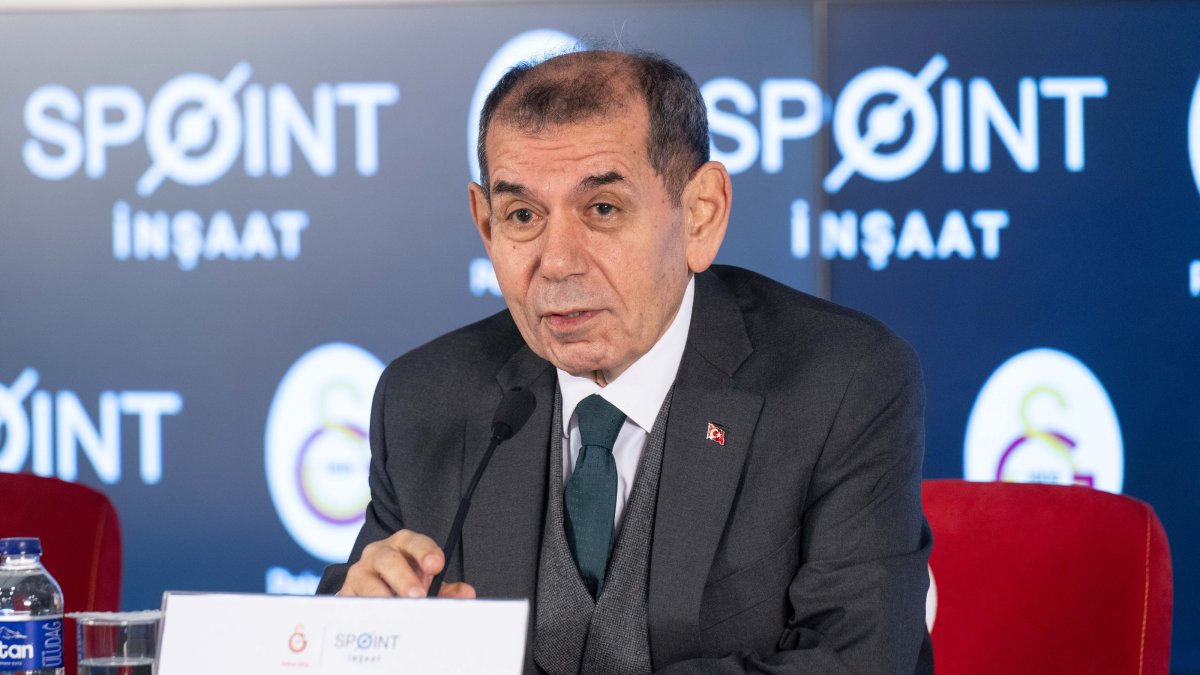 Galatasaray president Dursun Özbek speaks during the signing ceremony for Galatasaray’s women’s football team&#039;s sleeve sponsorship deal with SPOINT, Istanbul, Türkiye, Feb. 10, 2025. (AA Photo)