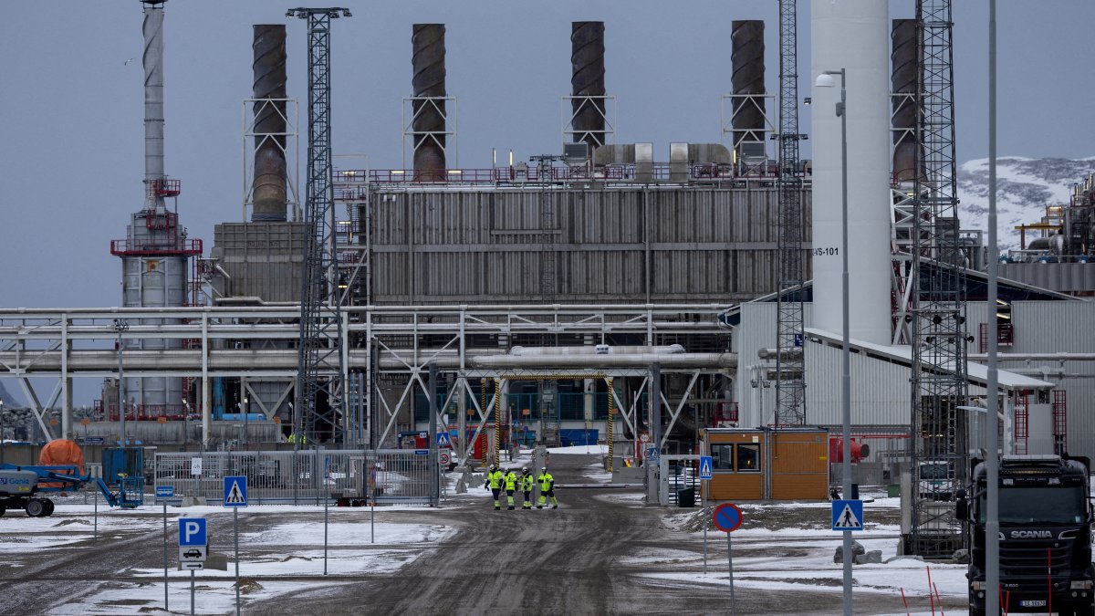 A general view of Western Europe&#039;s largest liquefied natural gas plant, Hammerfest LNG, Hammerfest, Norway, March 14, 2024. (Reuters Photo)