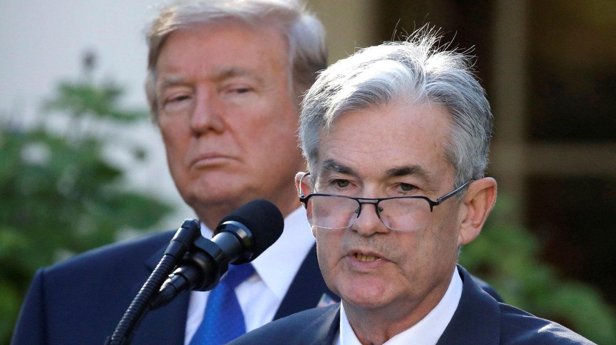 U.S. President Donald Trump looks on as Jerome Powell, his nominee to lead the U.S. Federal Reserve, speaks at the White House in Washington, U.S., Nov. 2, 2017. (Reuters Photo)