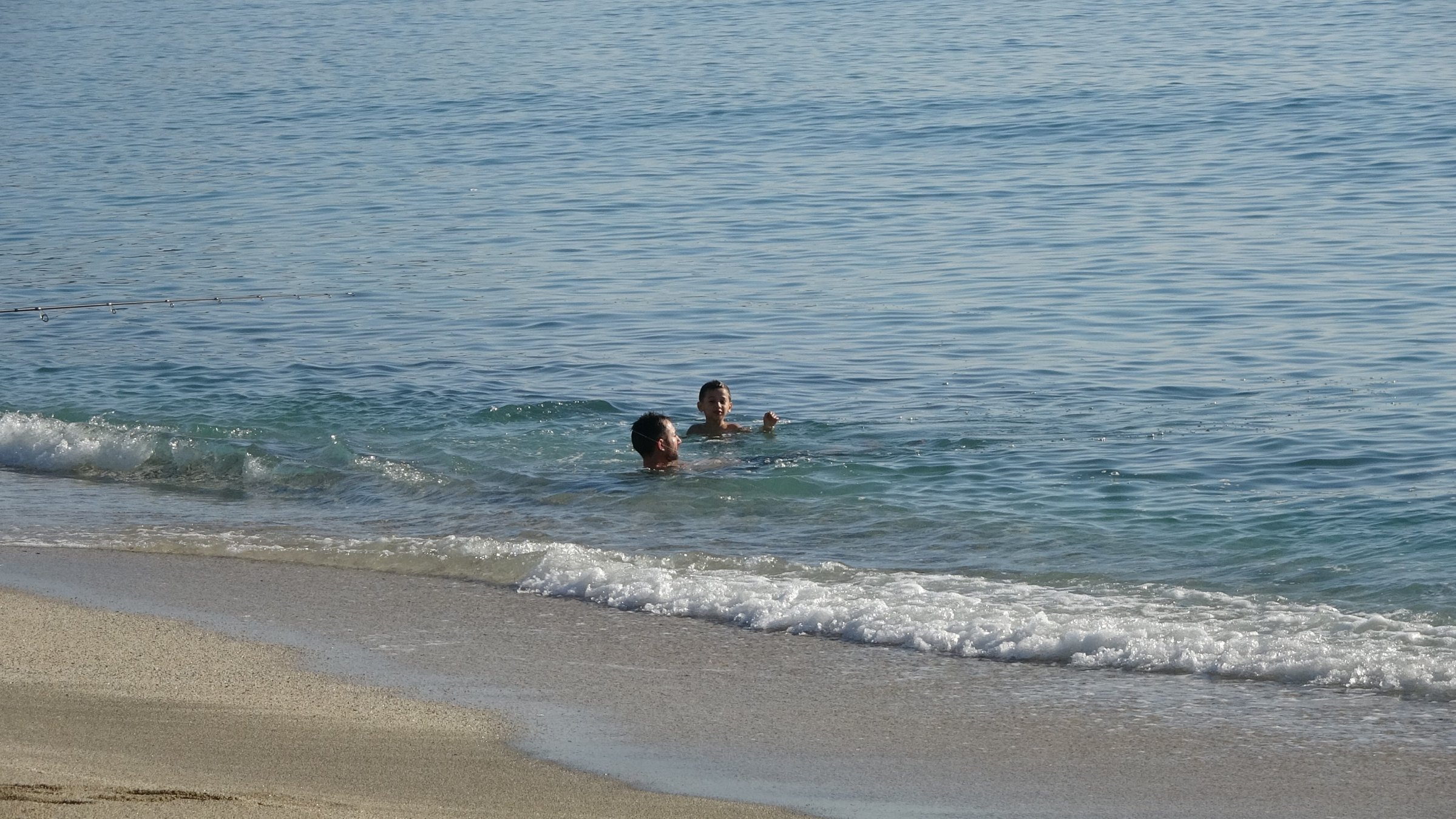 As temperatures rise in February, people enjoy swimming at the beaches of Alanya, Türkiye, Feb. 2, 2025. (IHA Photo)