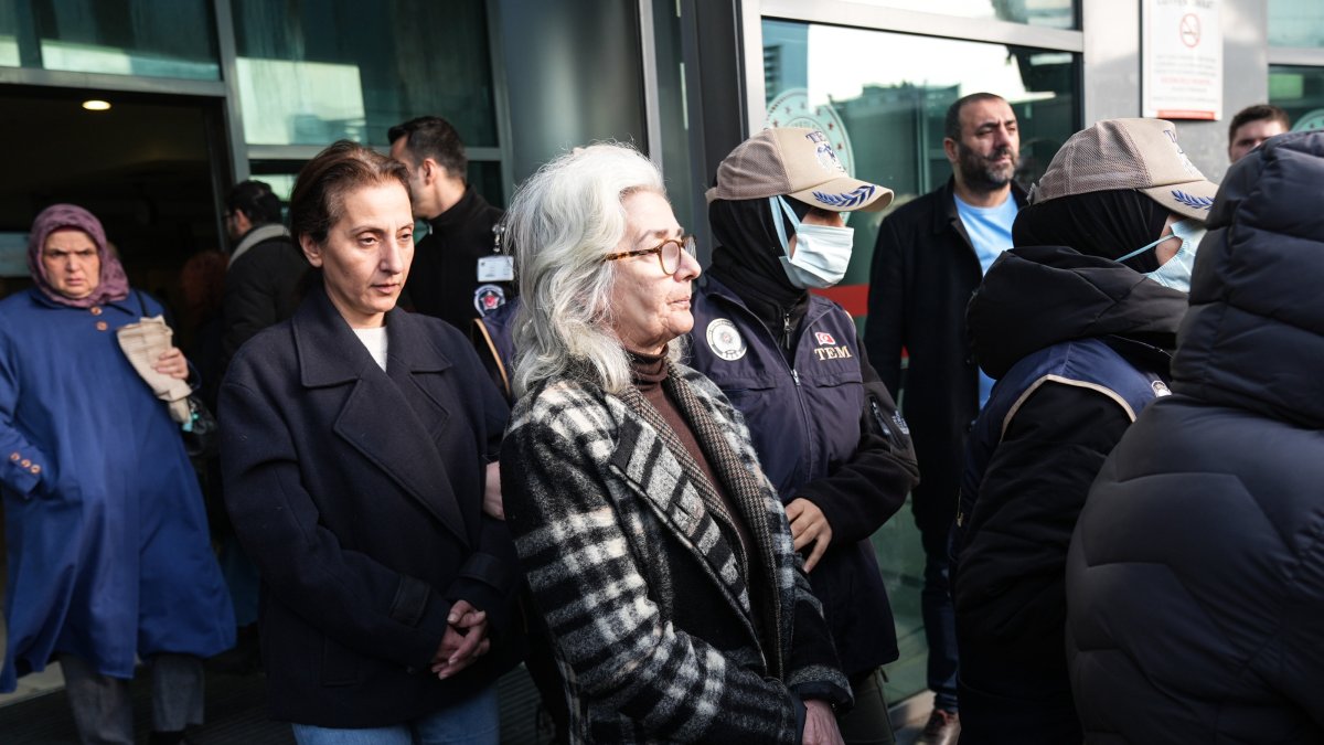 Police officers detain suspects in an investigation into alleged PKK links, Istanbul, Türkiye, Feb. 13, 2025. (AA Photo)
