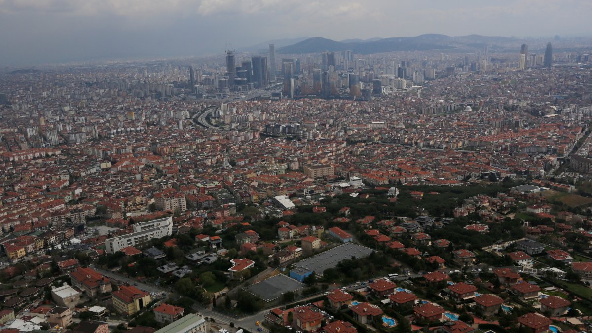 A view of residential areas in the Asian side of Istanbul, Türkiye, April 12, 2022. (Reuters Photo)
