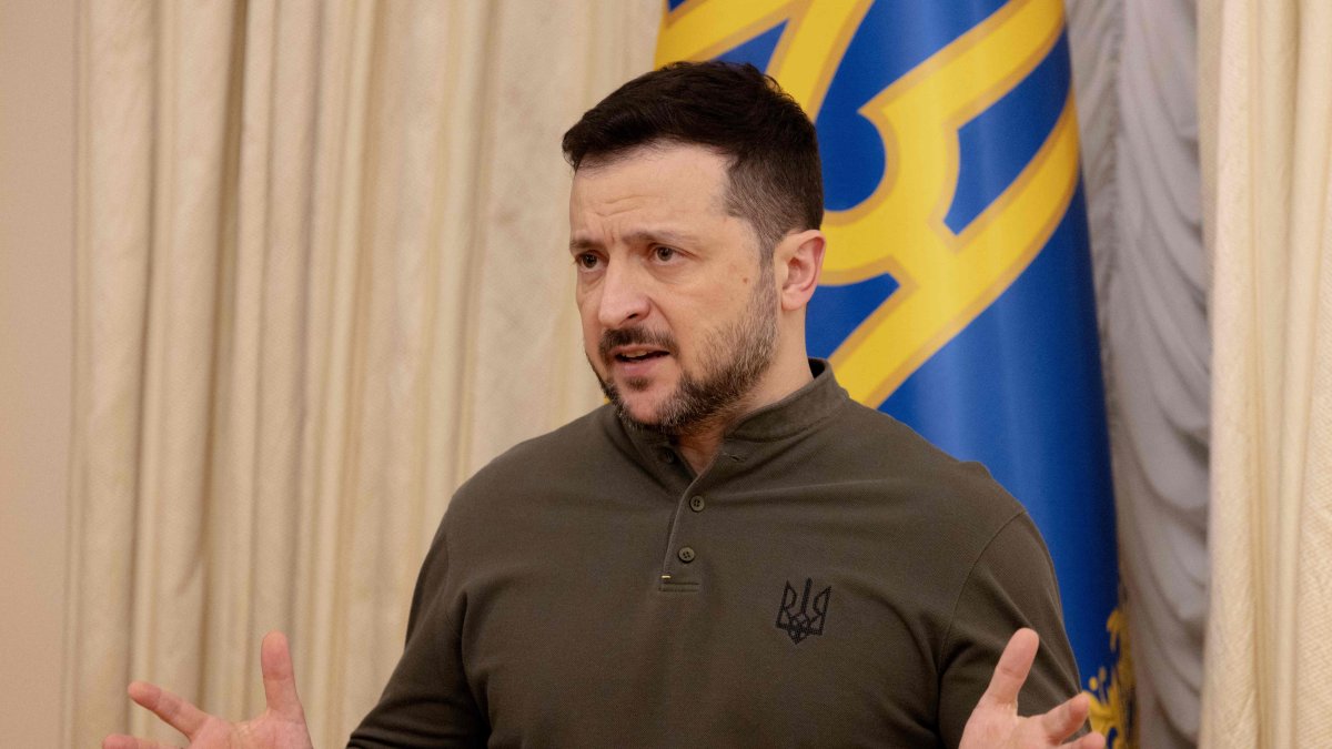 Ukraine&#039;s President Volodymyr Zelenskyy speaks during a joint news conference with the President of the European Investment Bank (EIB) in Kyiv, Feb.10, 2025. (AFP Photo)