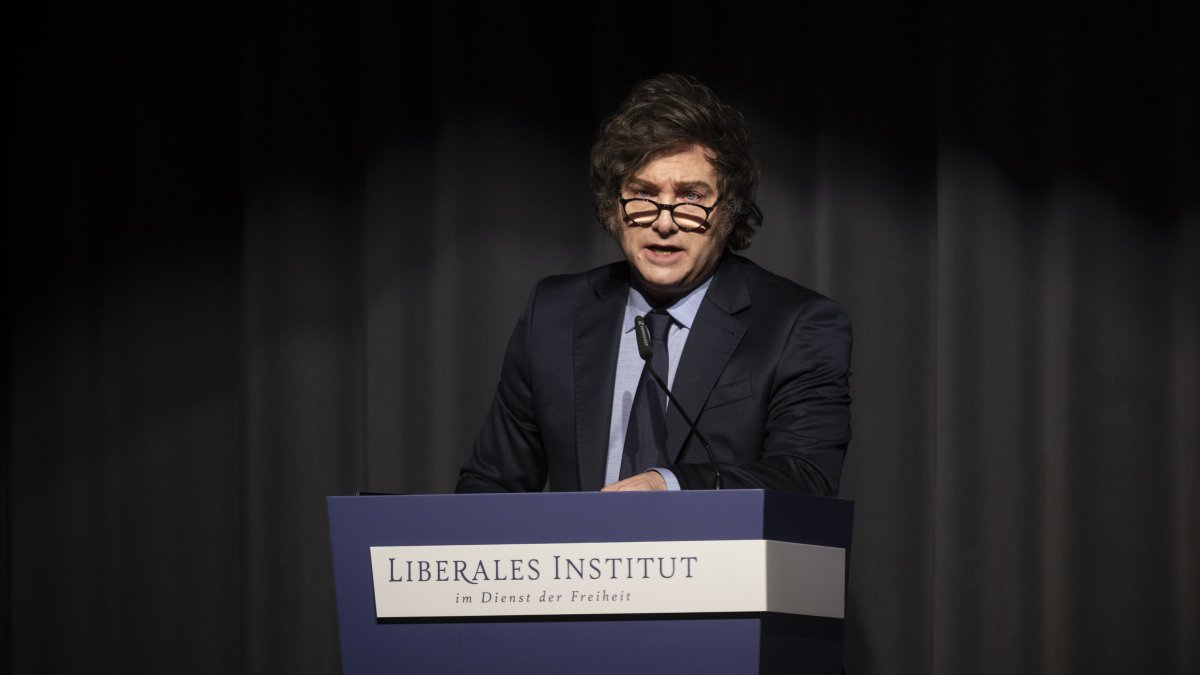 Argentina&#039;s President Javier Milei speaks after receiving the Roepke Prize for Civil Society 2025 of the Liberal Institute, Kloten, Switzerland, Jan. 24, 2025. (EPA Photo)