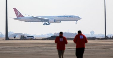 A Turkish Airlines (THY) aircraft lands at the Damascus International Airport, Damascus, Syria, Jan. 23, 2025. (AFP Photo)
