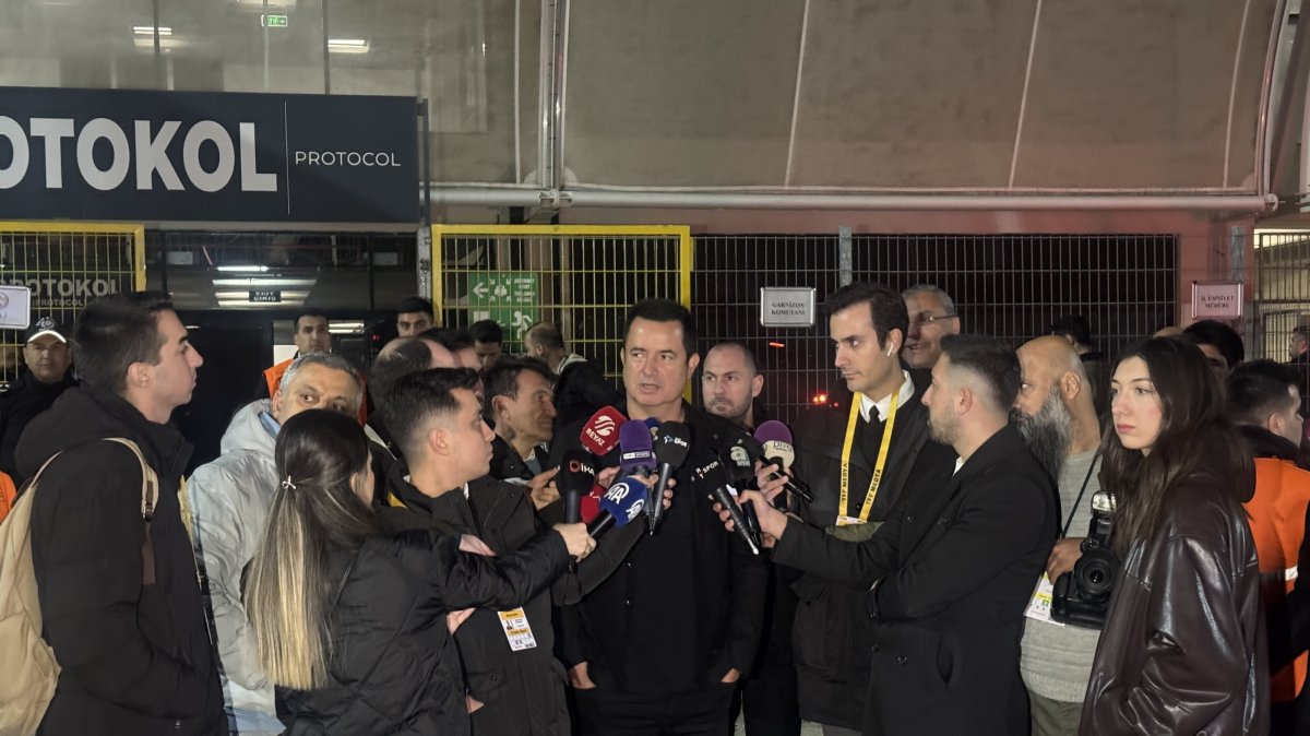 Fenerbahçe Vice President Acun Ilıcalı addresses the press at the New Adana Stadium, Adana, Türkiye, Jan. 19, 2025. (AA Photo)
