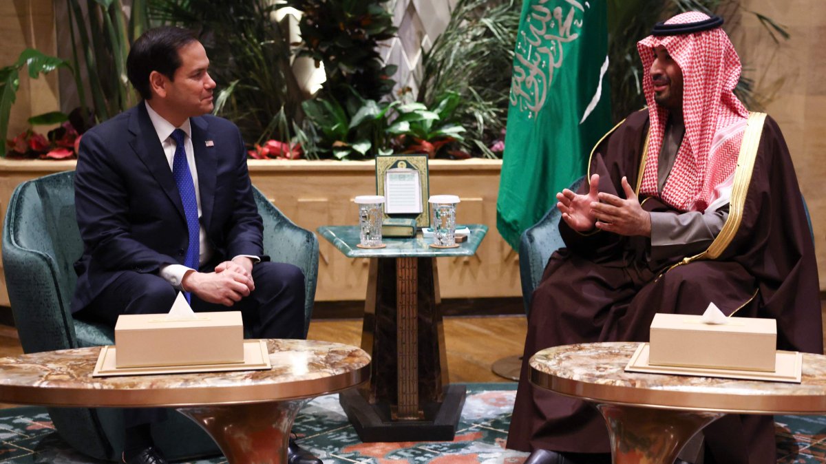U.S. Secretary of State Marco Rubio (L) meets with Saudi Arabia&#039;s Crown Prince Mohammed bin Salman in Riyadh, Saudi Arabia, Feb. 17, 2025. (AFP Photo)