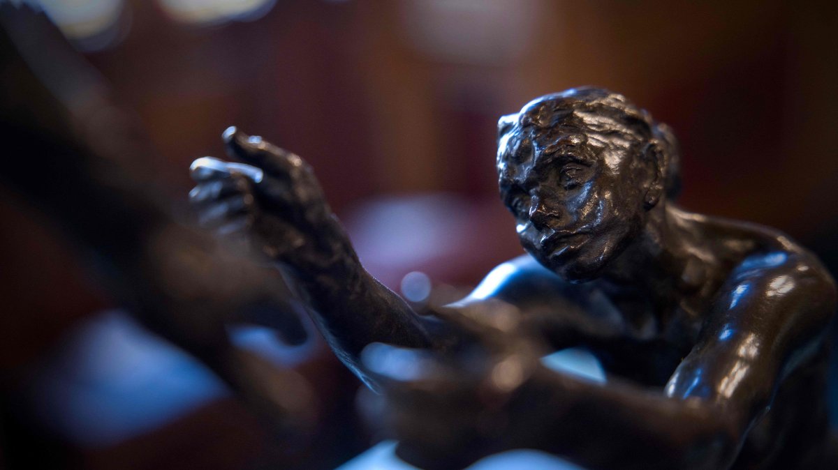 A closeup of the bronze sculpture &quot;L&#039;Age mur&quot; (&quot;The Mature Age&quot;) by French sculptor Camille Claudel, found by chance in an uninhabited flat, Paris, France, Dec. 16, 2024. (AFP Photo)