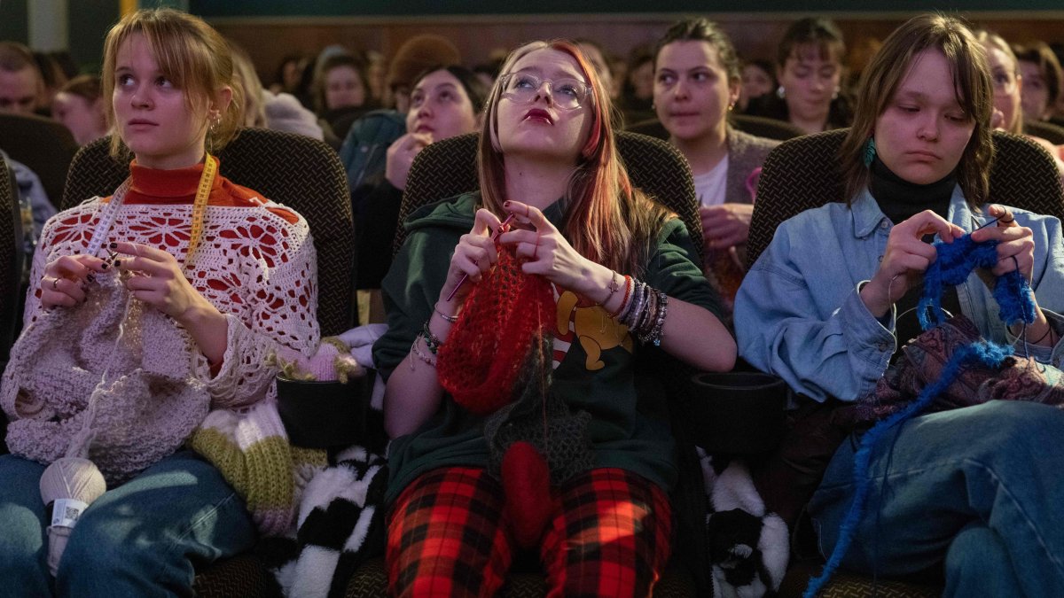 Women knit during the projection of the movie &#039;The Devil Wears Prada&#039; at the Votive Cinema, Vienna, Austria, Feb. 16, 2025. (AFP Photo)