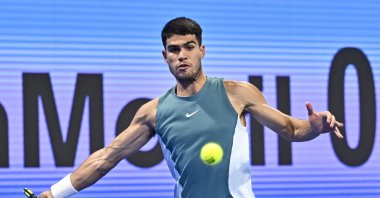 Spain&#039;s Carlos Alcaraz in action during his first-round match against Croatia&#039;s Marin Cilic at the Qatar Open, Doha, Qatar, Feb. 17, 2025. (EPA Photo)