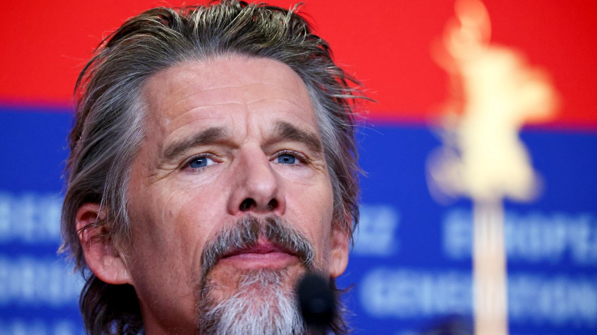 Cast member Ethan Hawke attends a news conference to promote the film &quot;Blue Moon&quot; at the 75th Berlinale International Film Festival, Berlin, Germany, Feb. 18, 2025. (Reuters Photo)