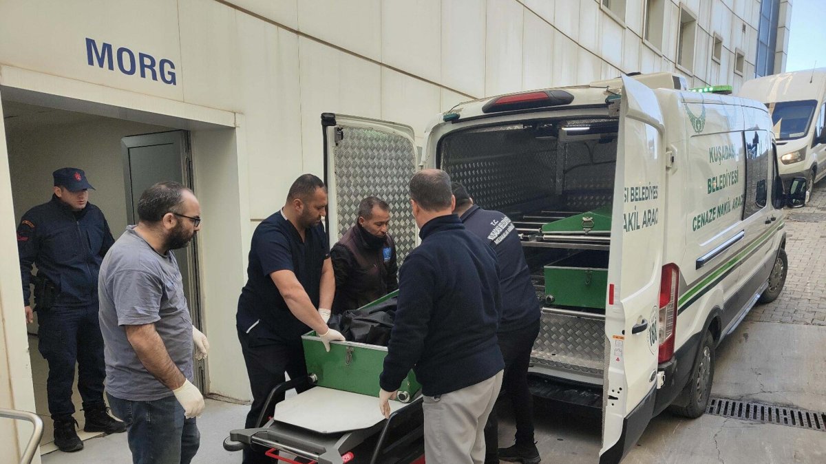 Authorities carry the bodies of migrants to the morgue of a hospital in the Kuşadası district of Aydın, Türkiye, Feb. 19, 2025. (DHA Photo)