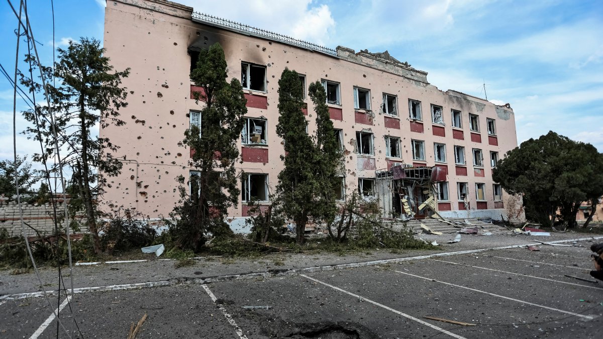 A view shows a building, damaged during a recent fighting between Ukrainian and Russian forces controlled by the Ukrainian army in the town of Sudzha, Kursk region, Russia Aug. 16, 2024. (Reuters File Photo)