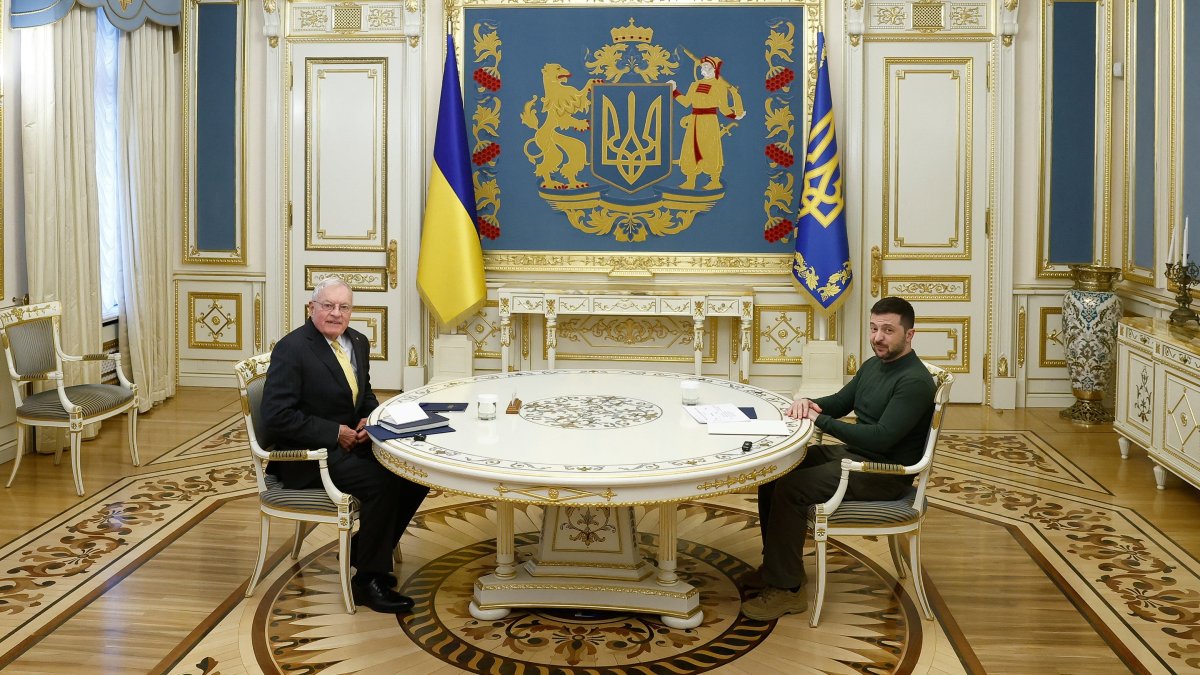 U.S. Special Envoy to Ukraine and Russia Keith Kellogg meets with Ukrainian President Volodymyr Zelenskyy in Kyiv, Ukraine, Feb. 20, 2025. (Reuters Photo)