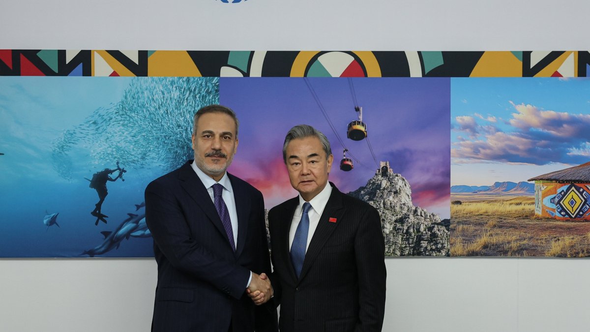 Foreign Minister Hakan Fidan and his Chinese counterpart Wang Yi meet on the sidelines of the G20 Foreign Ministers’ Meeting in Johannesburg, South Africa, Feb. 20, 2025. (AA Photo)