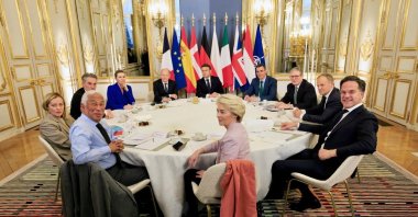 NATO Secreterary-General Mark Rutte (R), French President Emmanuel Macron (top center) and European Commission President Ursula von der Leyen (bottom center) convene a meeting with European leaders on Ukraine and European security at the Elysee Palace, Paris, France, Feb. 17, 2025. (IHA Photo)