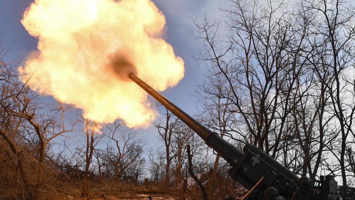 Ukrainian servicemen of the 43 Artillery Brigade fire a 2S7 Pion self-propelled cannon toward Russian positions at a front line in the Donetsk region, Donetsk, Ukraine, Feb. 22, 2025. (AFP Photo)