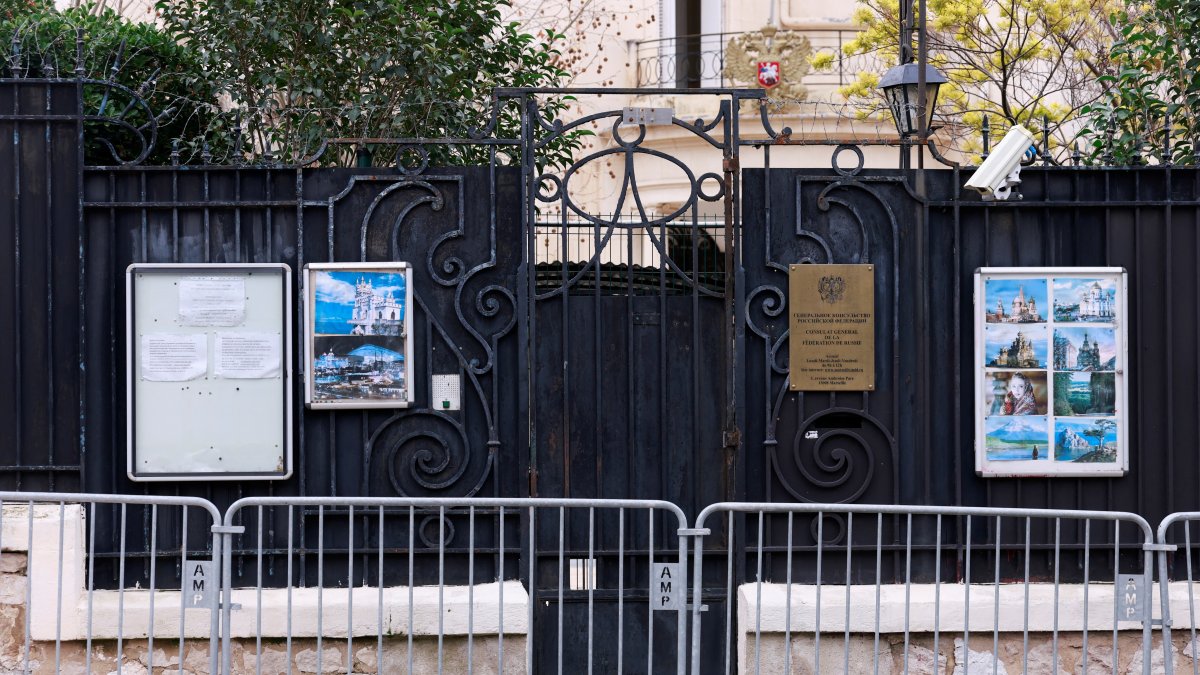 Steel barriers stand in front of the entrance of Russia’s consulate in Marseille after the consul general confirmed there had been an explosion inside, France, Feb. 24, 2025. (Reuters Photo)