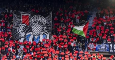 Deportivo Alaves fans show red cards in protest against Israel&#039;s genocide in Gaza at the Mendizorroza Stadium, Vitoria-Gasteiz, Spain, Feb. 22, 2025. (AA Photo) 