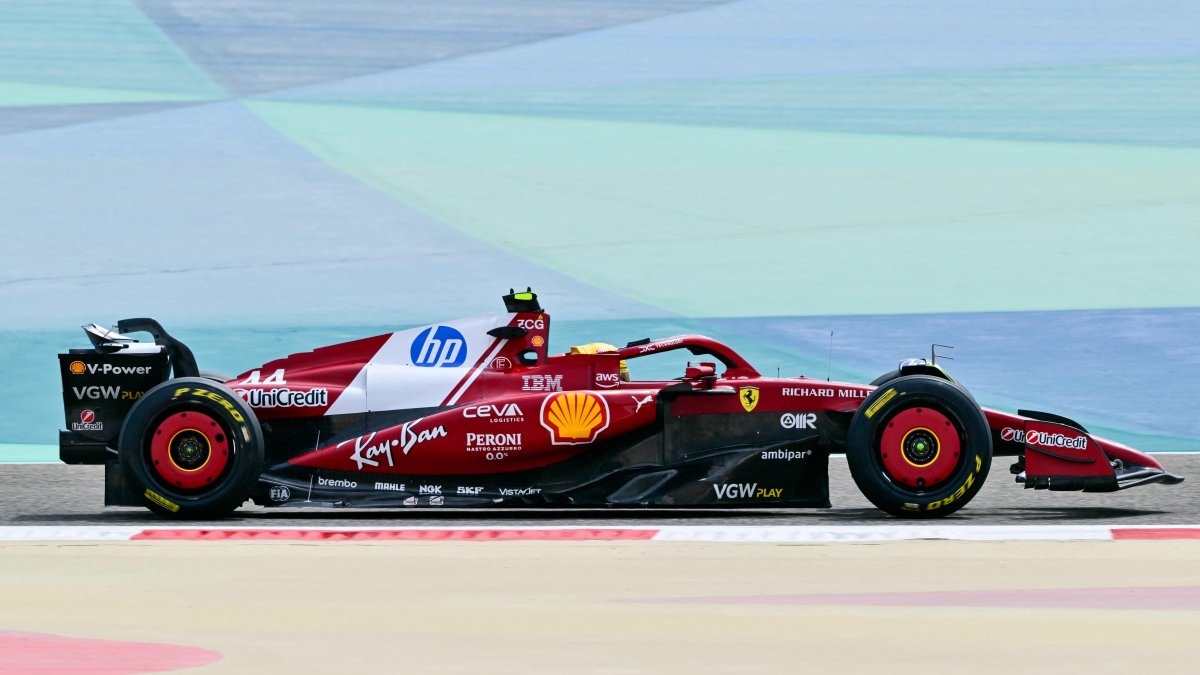 Ferrari&#039;s Lewis Hamilton drives on the first day of the Formula One preseason testing at the Bahrain International Circuit, Sakhir, Bahrain, Feb. 26, 2025. (AFP Photo)